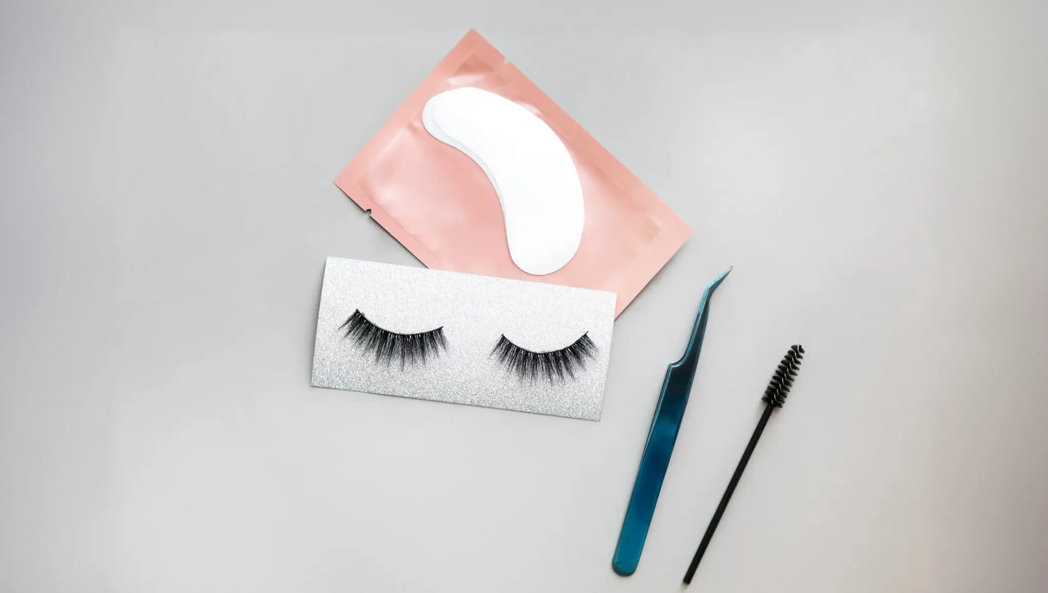 National Lash Day 2026 (19 February): Date, History, Significance, Beauty Tips & Celebrations